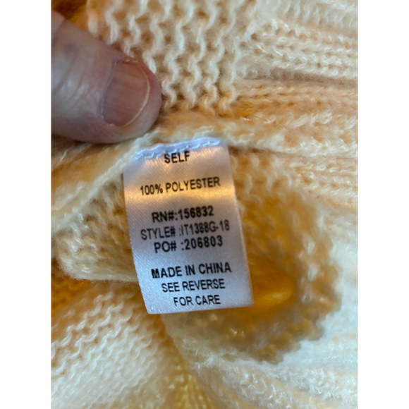 Bibi Cream Colored Flag Sweater NWT Size Medium - Picture 8 of 9